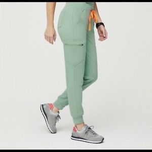 Figs Jade Zamora scrub pants
